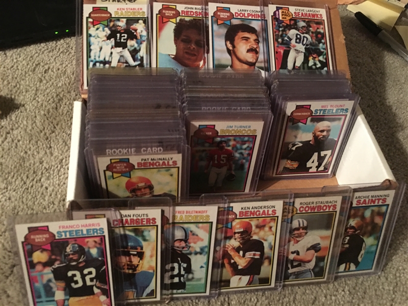 BEST LOT: 1979 TOPPS FOOTBALL STARTER/ PARTIAL SET with LOTS OF Hall of Famers 100+