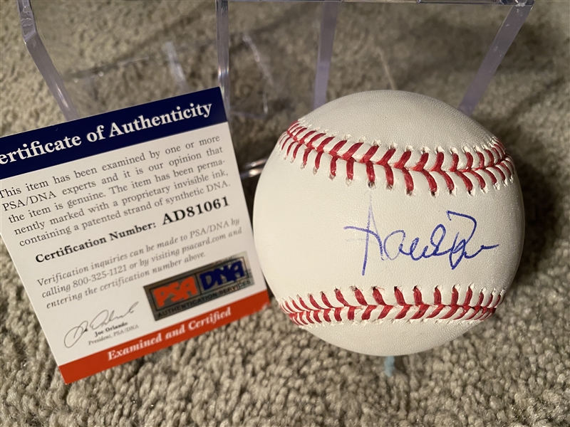 AARON BOONE REDS SIGNED on SNOW WHITE MLB BASEBALL PSA COA in CUBE