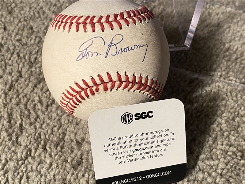 TOM BROWNING MOELLER SIGNED SNOW WHITE NL BALL with SGC COA and SHOW AUTOG TCKET