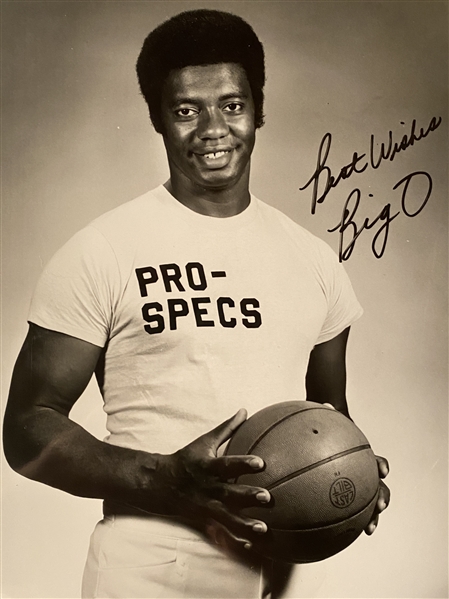 "THE BIG O" OSCAR ROBERTSON FACSIMILE SIGNED - AMAZE YOUR FRIENDS !! PRFECT FOR FRAMNG 