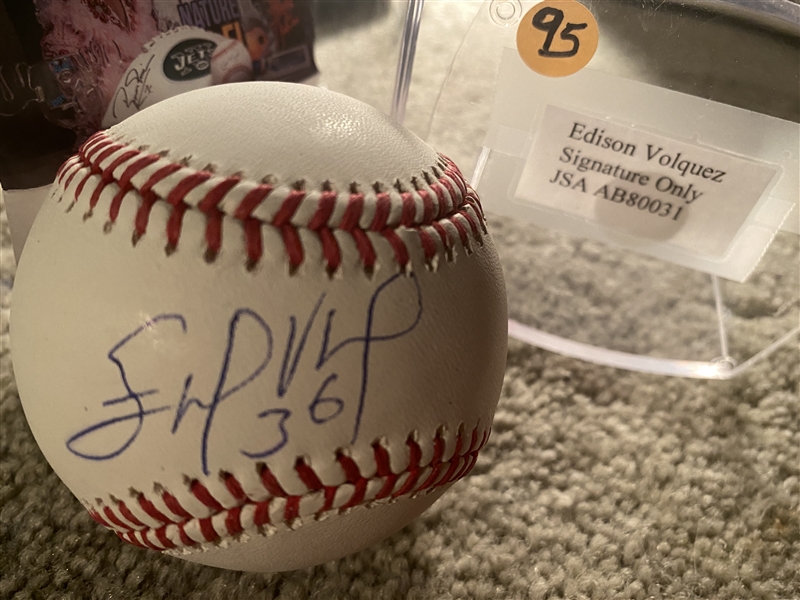 EDISON VOLQUEZ SIGNED on $30 MLB BALL with $15 JSA COA in CUBE  